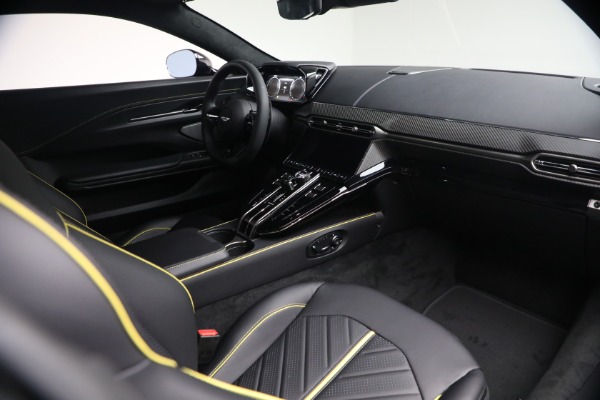 New 2026 Aston Martin Vantage S for sale $265,300 at Maserati of Westport in Westport CT 06880 18