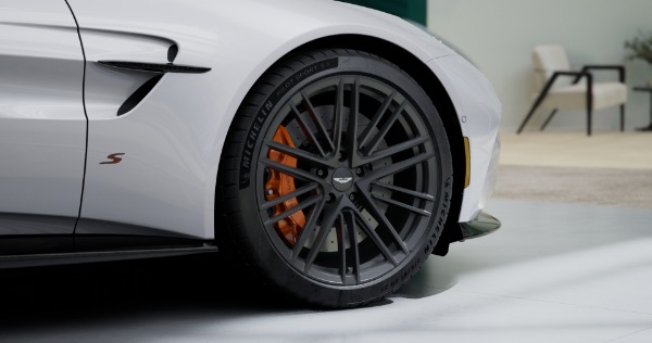 New 2026 Aston Martin Vantage S for sale $241,800 at Maserati of Westport in Westport CT 06880 4