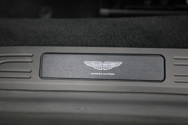 Used 2025 Aston Martin Vantage for sale $192,900 at Maserati of Westport in Westport CT 06880 16