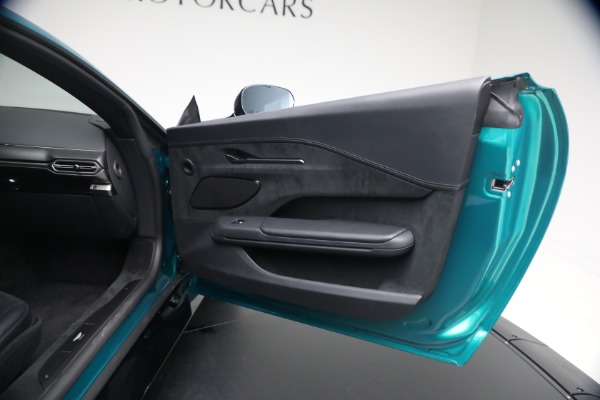 Used 2025 Aston Martin Vantage for sale $192,900 at Maserati of Westport in Westport CT 06880 24