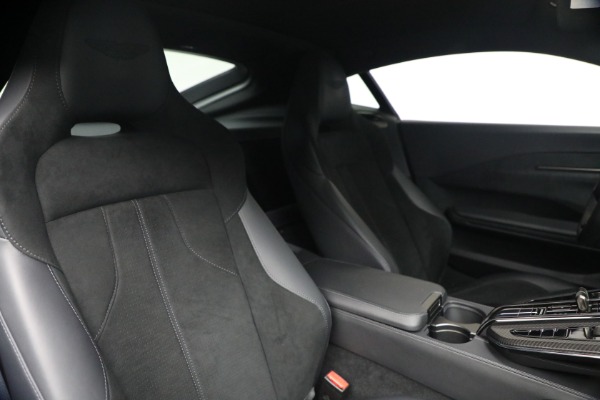 Used 2025 Aston Martin Vantage for sale $192,900 at Maserati of Westport in Westport CT 06880 25