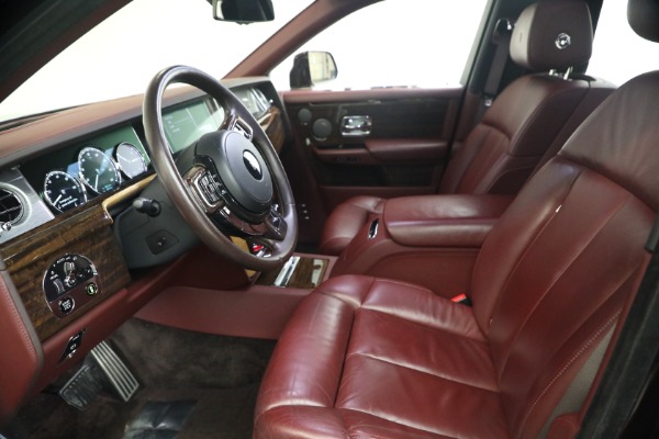 Used 2018 Rolls-Royce Phantom EWB for sale $309,900 at Maserati of Westport in Westport CT 06880 13