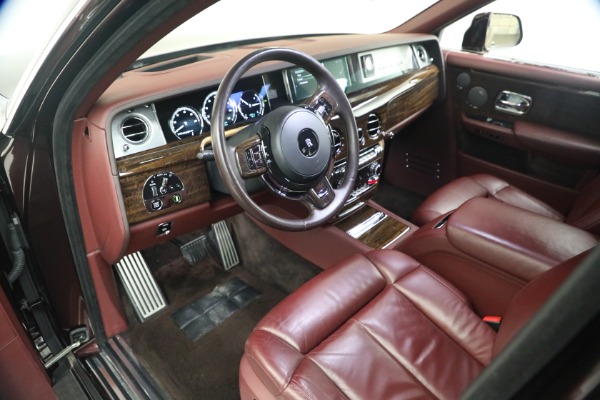 Used 2018 Rolls-Royce Phantom EWB for sale $309,900 at Maserati of Westport in Westport CT 06880 14
