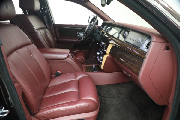 Used 2018 Rolls-Royce Phantom EWB for sale $309,900 at Maserati of Westport in Westport CT 06880 17