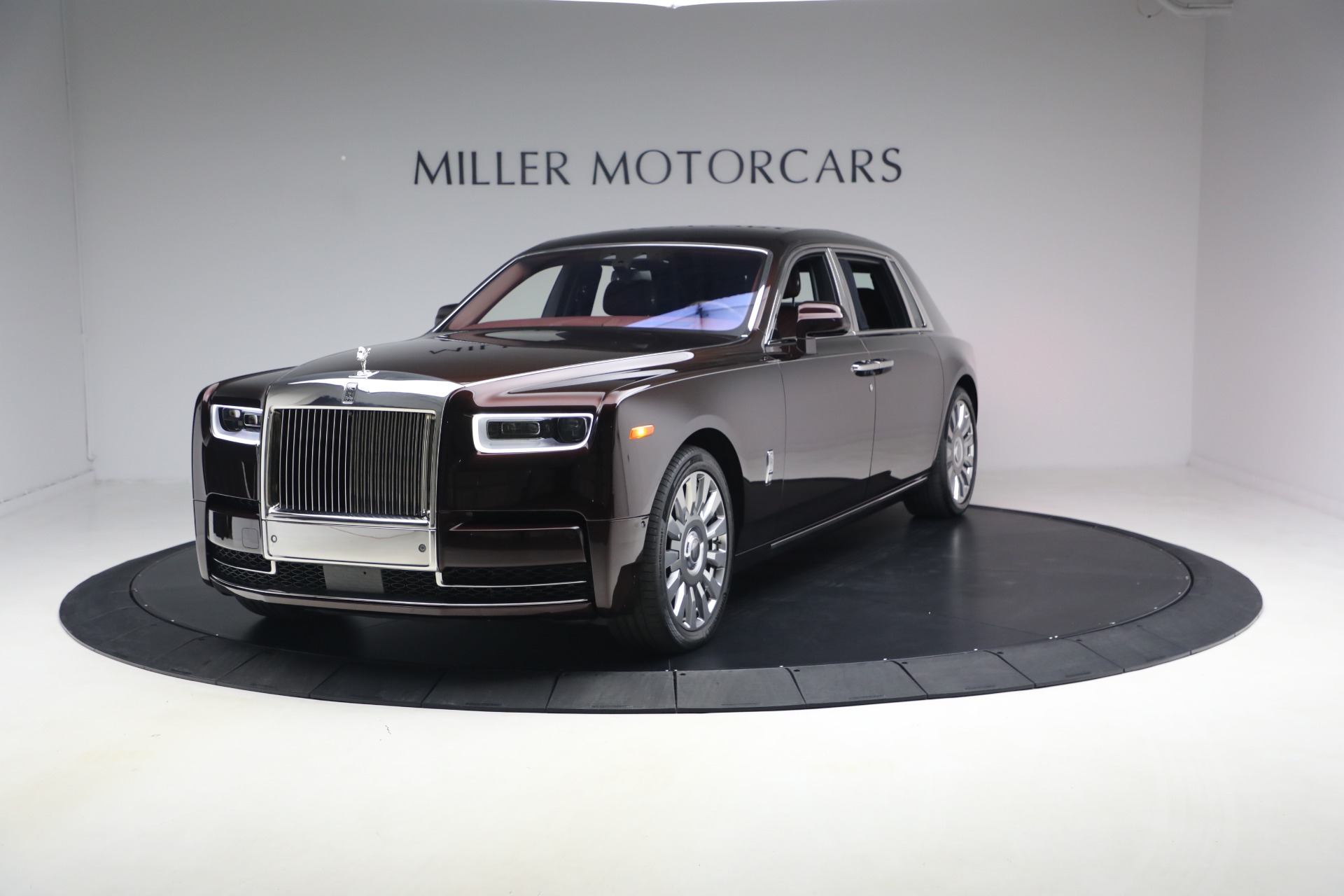 Used 2018 Rolls-Royce Phantom EWB for sale $309,900 at Maserati of Westport in Westport CT 06880 1