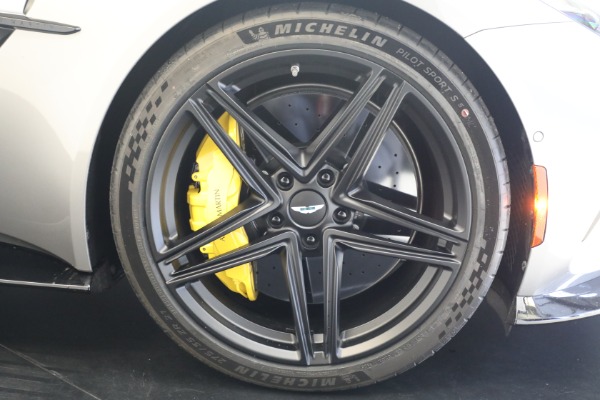 New 2026 Aston Martin Vantage S for sale $247,500 at Maserati of Westport in Westport CT 06880 17