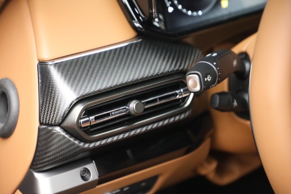 New 2026 Aston Martin Vantage S for sale $249,200 at Maserati of Westport in Westport CT 06880 22