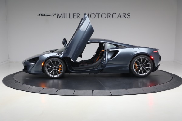 New 2026 McLaren Artura Performance for sale $305,700 at Maserati of Westport in Westport CT 06880 14