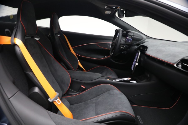 New 2026 McLaren Artura Performance for sale $305,700 at Maserati of Westport in Westport CT 06880 24