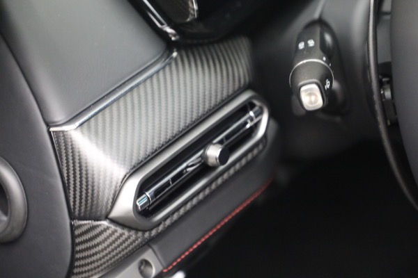 New 2026 Aston Martin Vanquish for sale $546,000 at Maserati of Westport in Westport CT 06880 27