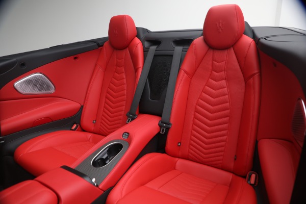 New 2026 Maserati GranCabrio Modena for sale $153,128 at Maserati of Westport in Westport CT 06880 23