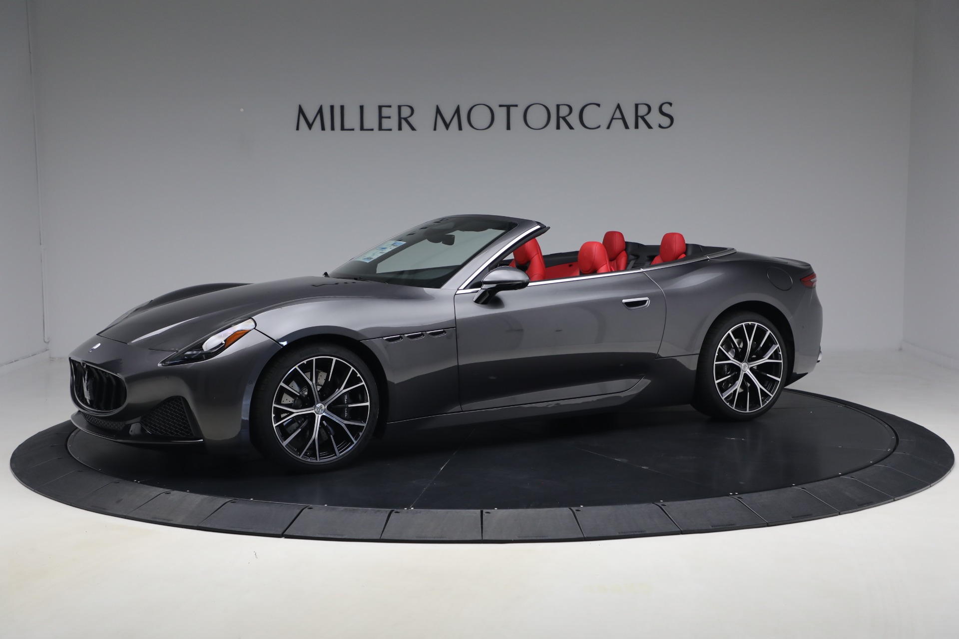 New 2026 Maserati GranCabrio Modena for sale $153,128 at Maserati of Westport in Westport CT 06880 1