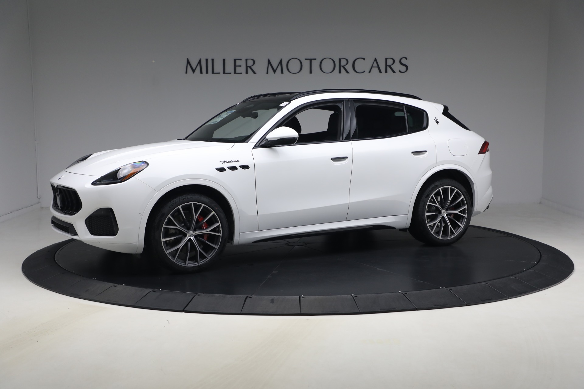 Used 2026 Maserati Grecale Modena V6 for sale $80,118 at Maserati of Westport in Westport CT 06880 1