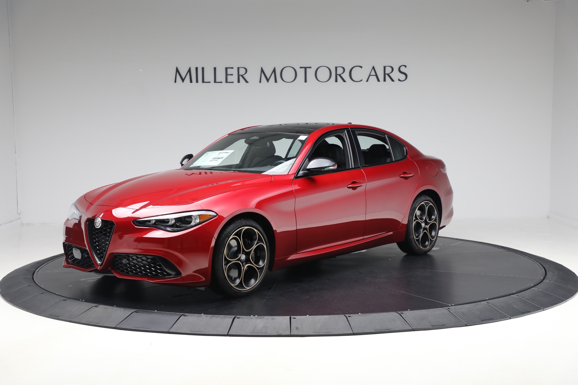 New 2025 Alfa Romeo Giulia Intensa for sale $54,575 at Maserati of Westport in Westport CT 06880 1