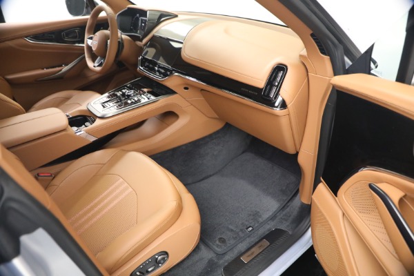 New 2026 Aston Martin DBX 707 for sale $290,200 at Maserati of Westport in Westport CT 06880 17