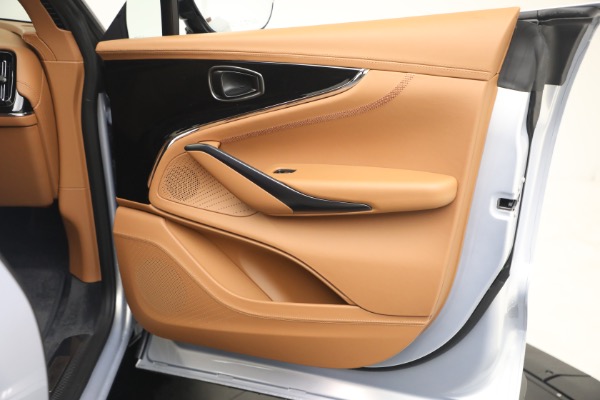 New 2026 Aston Martin DBX 707 for sale $290,200 at Maserati of Westport in Westport CT 06880 28