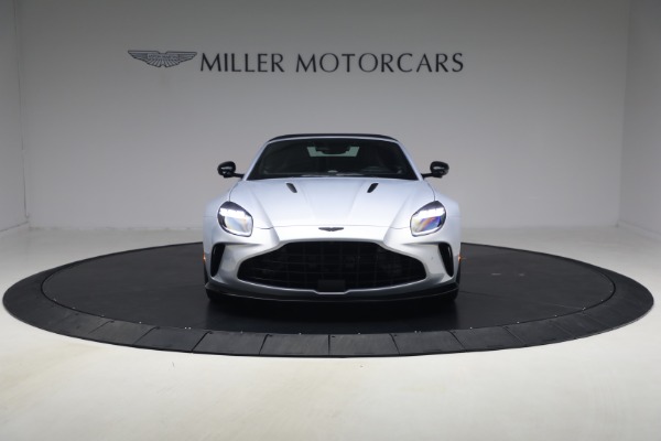 New 2026 Aston Martin Vantage Roadster for sale $274,300 at Maserati of Westport in Westport CT 06880 24