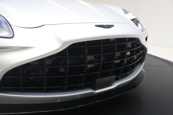 New 2026 Aston Martin Vantage Roadster for sale $274,300 at Maserati of Westport in Westport CT 06880 26