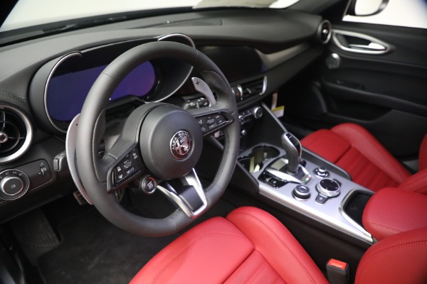 New 2026 Alfa Romeo Giulia VELOCE for sale $58,615 at Maserati of Westport in Westport CT 06880 15