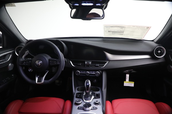 New 2026 Alfa Romeo Giulia VELOCE for sale $58,615 at Maserati of Westport in Westport CT 06880 22