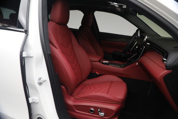 New 2026 Maserati Grecale Modena for sale $99,195 at Maserati of Westport in Westport CT 06880 16