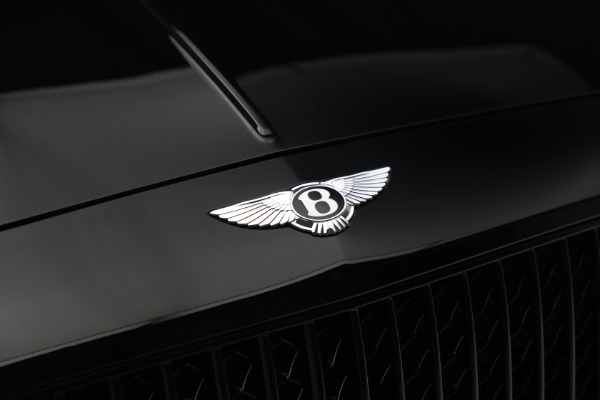 Used 2023 Bentley Flying Spur V8 for sale Call for price at Maserati of Westport in Westport CT 06880 13