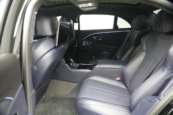 Used 2023 Bentley Flying Spur V8 for sale Call for price at Maserati of Westport in Westport CT 06880 25
