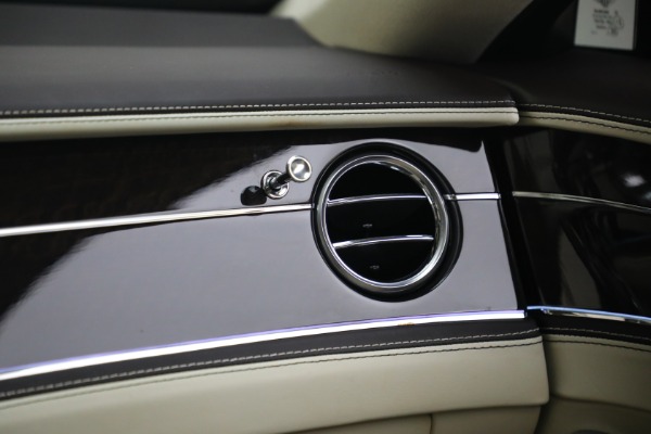 Used 2023 Bentley Flying Spur Hybrid for sale Call for price at Maserati of Westport in Westport CT 06880 28