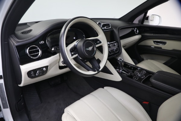 Used 2023 Bentley Bentayga V8 for sale Sold at Maserati of Westport in Westport CT 06880 14