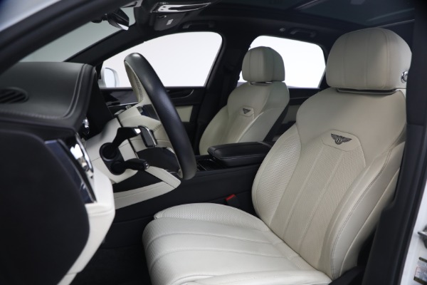 Used 2023 Bentley Bentayga V8 for sale Sold at Maserati of Westport in Westport CT 06880 16