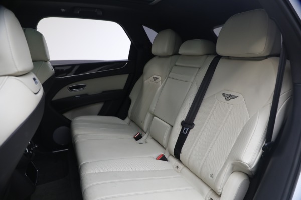 Used 2023 Bentley Bentayga V8 for sale Sold at Maserati of Westport in Westport CT 06880 19