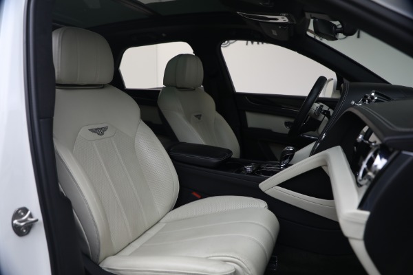 Used 2023 Bentley Bentayga V8 for sale Sold at Maserati of Westport in Westport CT 06880 23