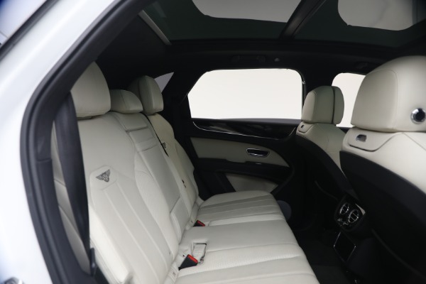 Used 2023 Bentley Bentayga V8 for sale Sold at Maserati of Westport in Westport CT 06880 25