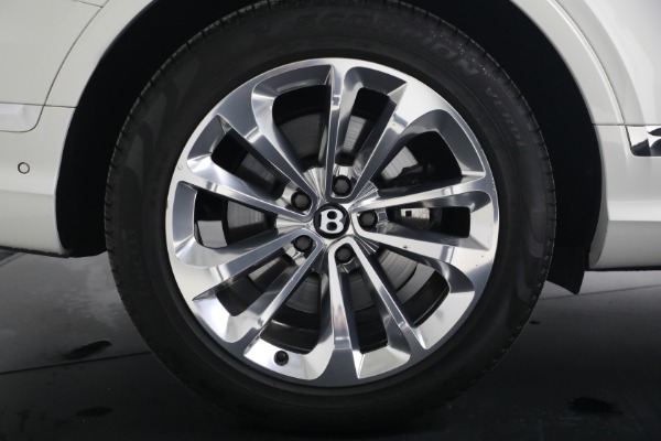 Used 2023 Bentley Bentayga V8 for sale $123,900 at Maserati of Westport in Westport CT 06880 14