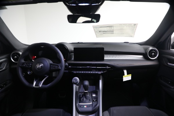 New 2026 Alfa Romeo Tonale Sprint for sale $43,690 at Maserati of Westport in Westport CT 06880 23