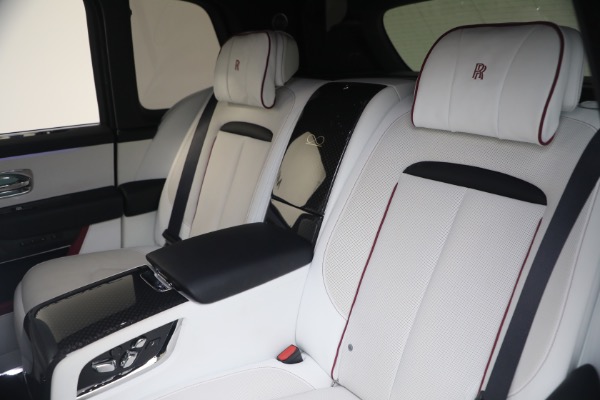 Used 2025 Rolls-Royce Black Badge Cullinan for sale $469,900 at Maserati of Westport in Westport CT 06880 26