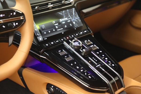 New 2026 Aston Martin Vantage S for sale $249,800 at Maserati of Westport in Westport CT 06880 20