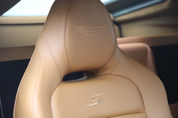 New 2026 Aston Martin Vantage S for sale $249,800 at Maserati of Westport in Westport CT 06880 25