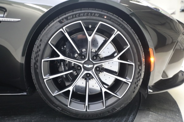 New 2026 Aston Martin Vantage S for sale $249,800 at Maserati of Westport in Westport CT 06880 27