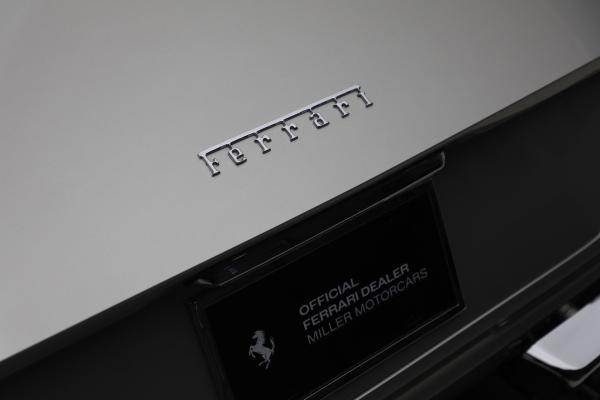 Used 1971 Ferrari 365GTB/4 Daytona for sale $750,000 at Maserati of Westport in Westport CT 06880 21