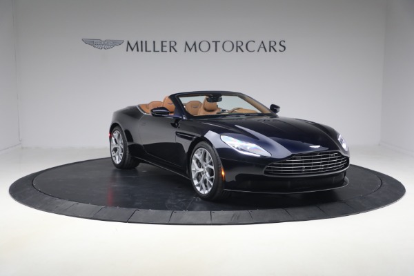 Used 2019 Aston Martin DB11 Volante for sale $121,900 at Maserati of Westport in Westport CT 06880 11