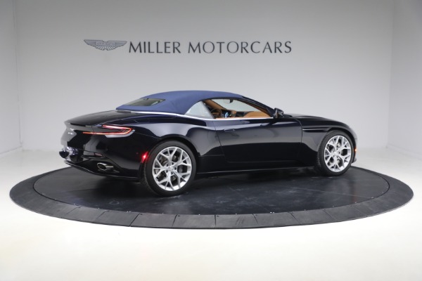 Used 2019 Aston Martin DB11 Volante for sale $121,900 at Maserati of Westport in Westport CT 06880 20