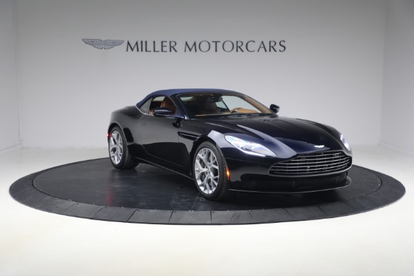 Used 2019 Aston Martin DB11 Volante for sale $121,900 at Maserati of Westport in Westport CT 06880 23