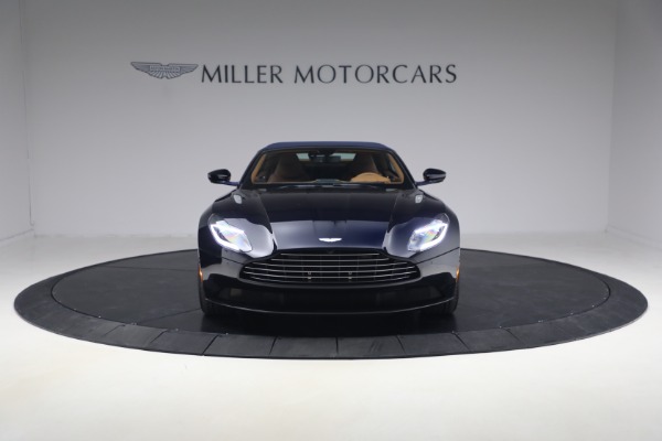 Used 2019 Aston Martin DB11 Volante for sale $121,900 at Maserati of Westport in Westport CT 06880 24