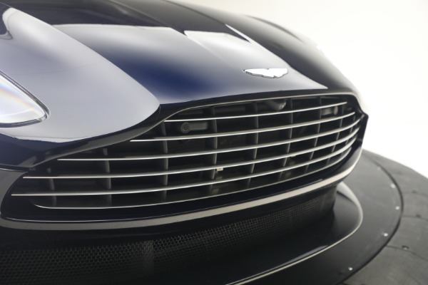 Used 2019 Aston Martin DB11 Volante for sale $121,900 at Maserati of Westport in Westport CT 06880 27