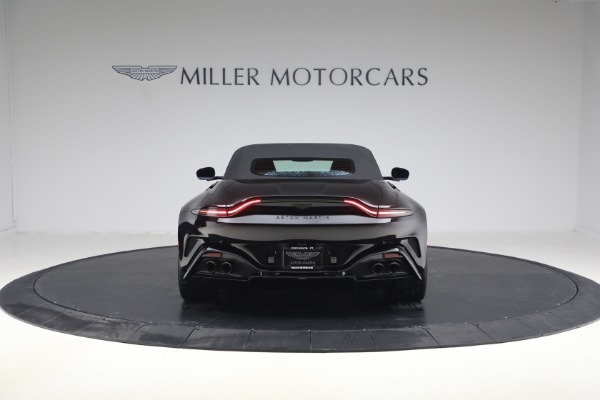 New 2026 Aston Martin Vantage Roadster for sale $284,200 at Maserati of Westport in Westport CT 06880 19