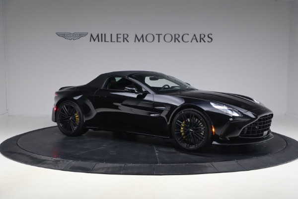 New 2026 Aston Martin Vantage Roadster for sale $284,200 at Maserati of Westport in Westport CT 06880 23