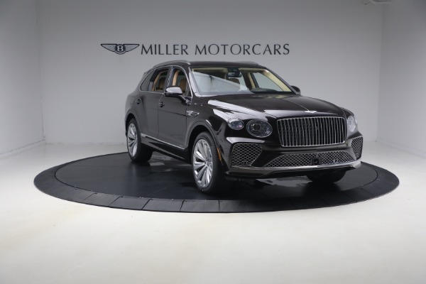 New 2026 Bentley Bentayga Azure V8 for sale $295,365 at Maserati of Westport in Westport CT 06880 11