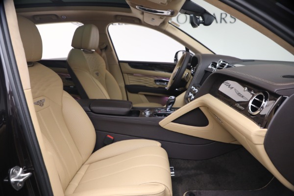 New 2026 Bentley Bentayga Azure V8 for sale $295,365 at Maserati of Westport in Westport CT 06880 27