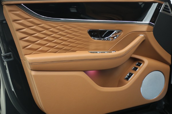 New 2026 Bentley Flying Spur Azure for sale $318,975 at Maserati of Westport in Westport CT 06880 18